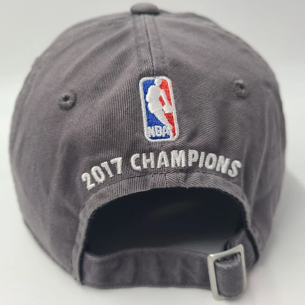 Youth Golden State Warriors Hat Strapback Adidas Gray NBA 2017 Champions 5x Logo